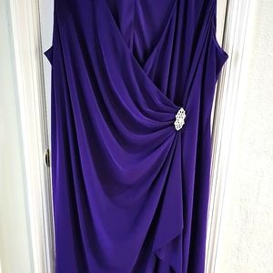 Evening Dress. Wrap around dress. Nice fit. Flattering on.